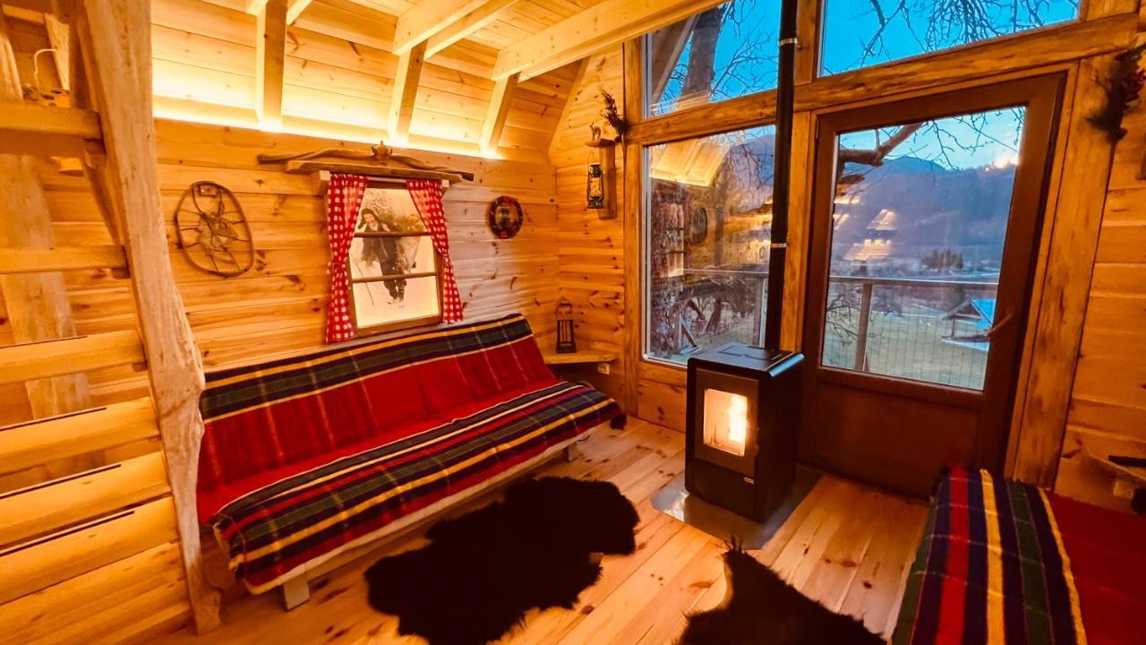 Tree House - Tara Place 모이코바츠 외부 사진