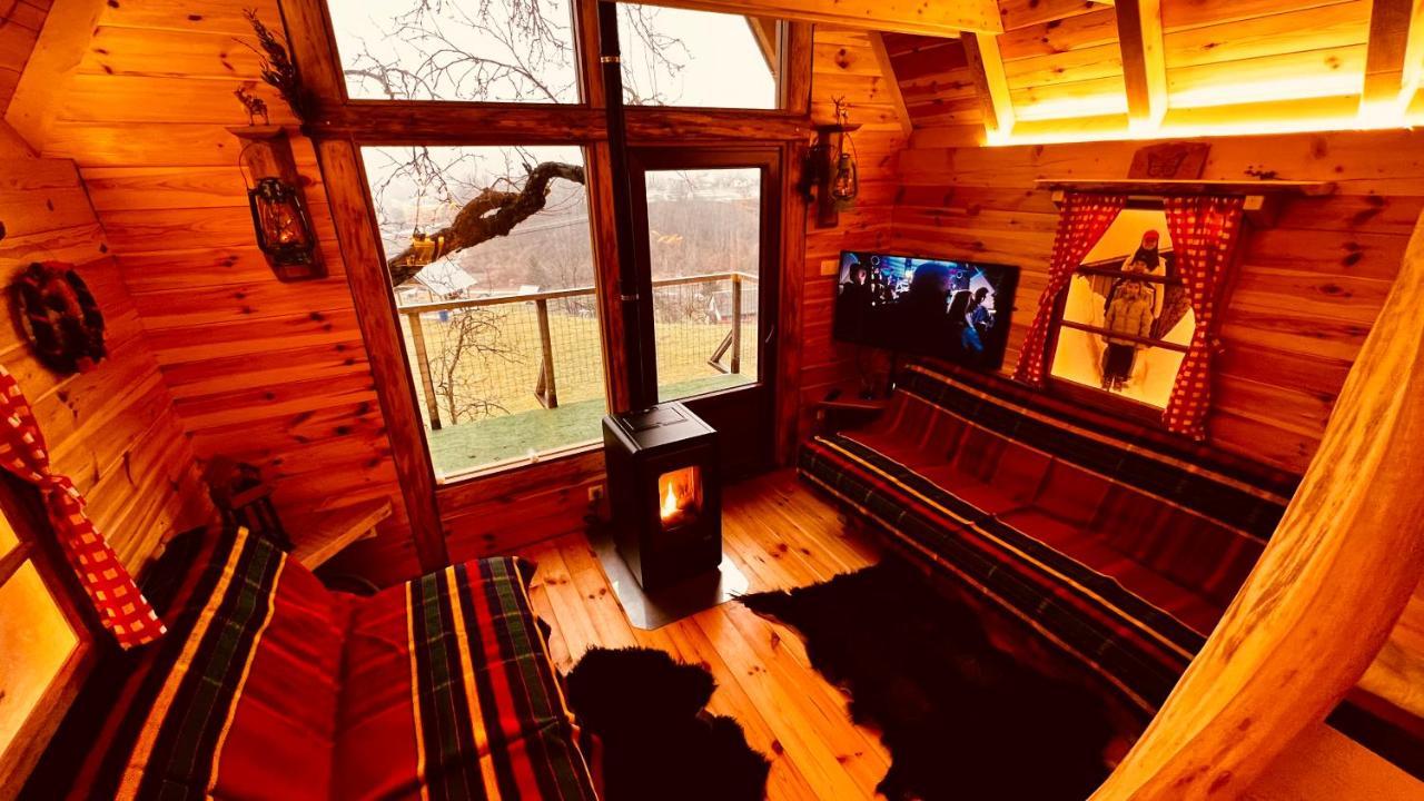 Tree House - Tara Place 모이코바츠 외부 사진