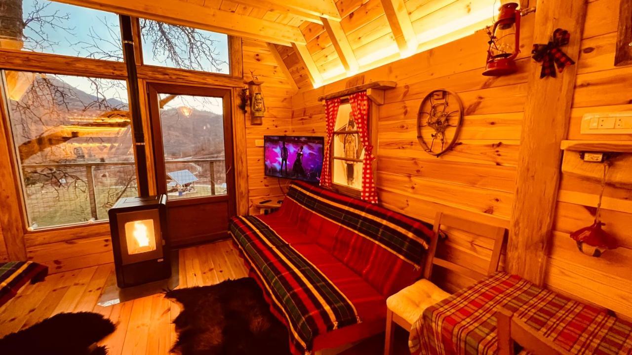 Tree House - Tara Place 모이코바츠 외부 사진