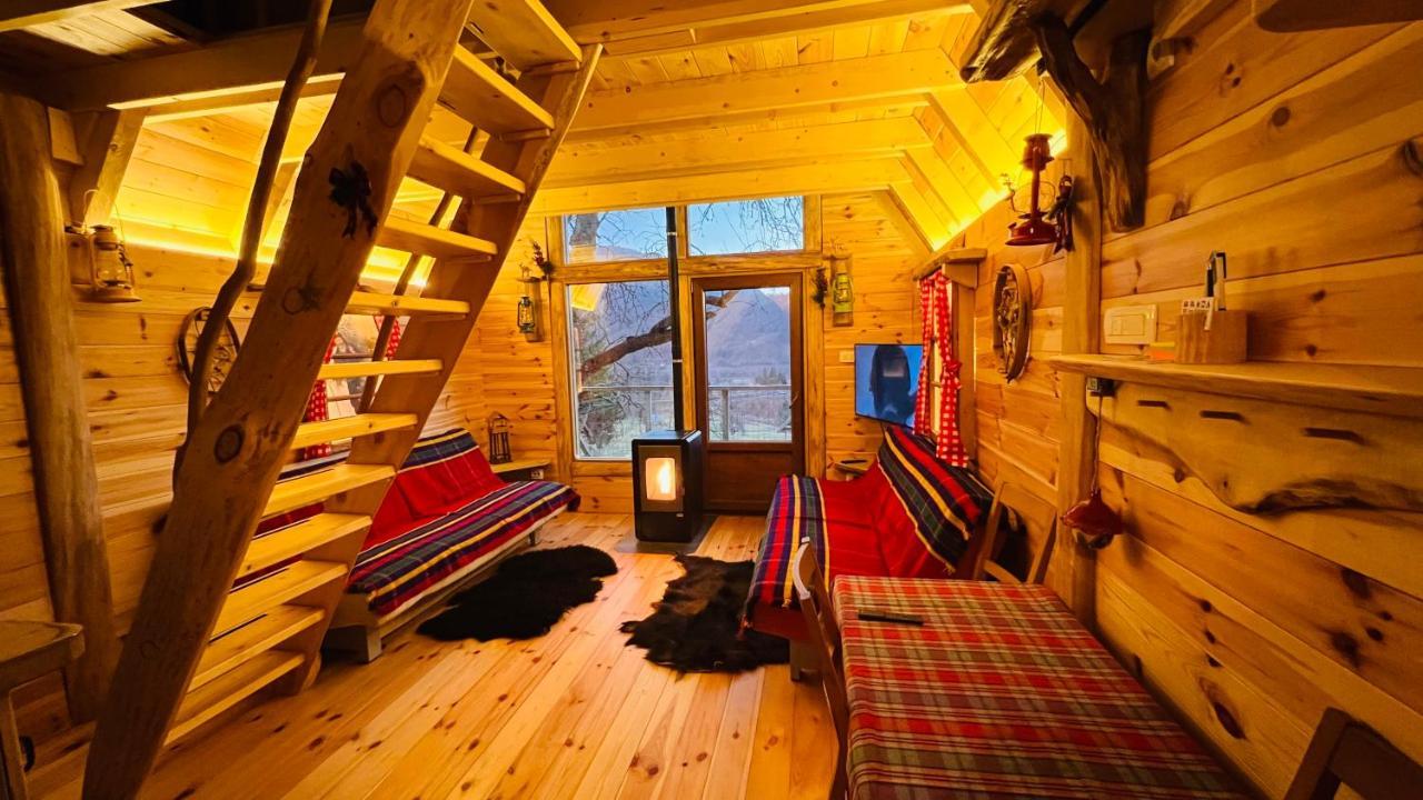 Tree House - Tara Place 모이코바츠 외부 사진